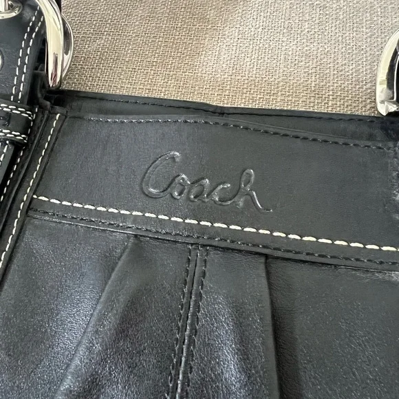 Coach Soho pleated leather purse - Picture 4 of 11